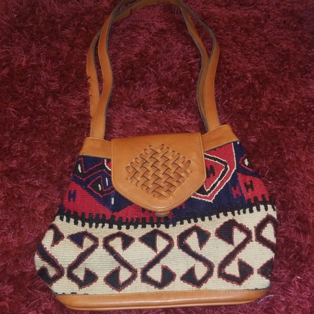 Yun Art Kilim purse